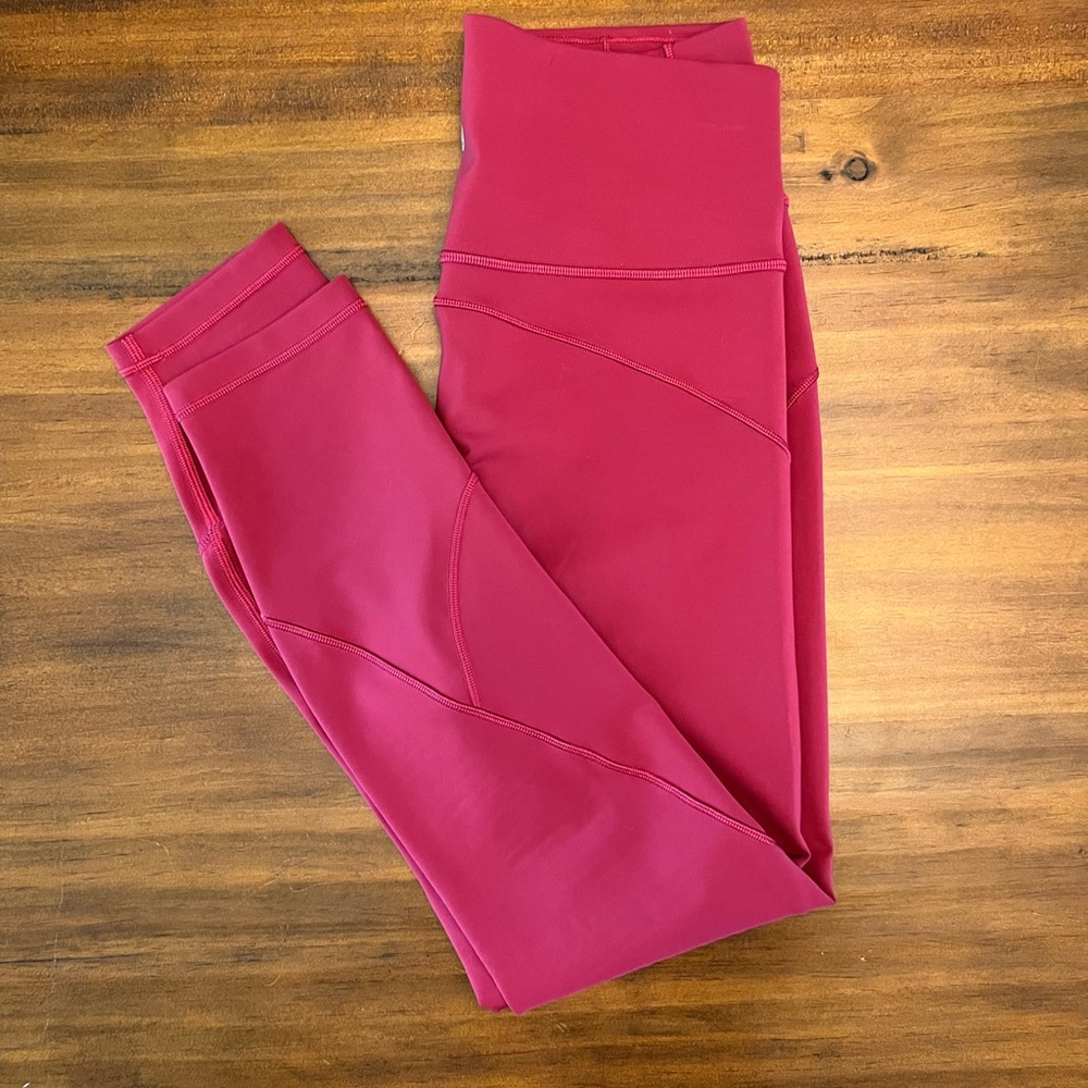 Womens lululemon Leggings Size 6 - Color: Magenta Purple Lightly Worn